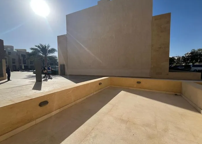 Mangroovy -2br Gf Hacienda House Pool & Access شقة *